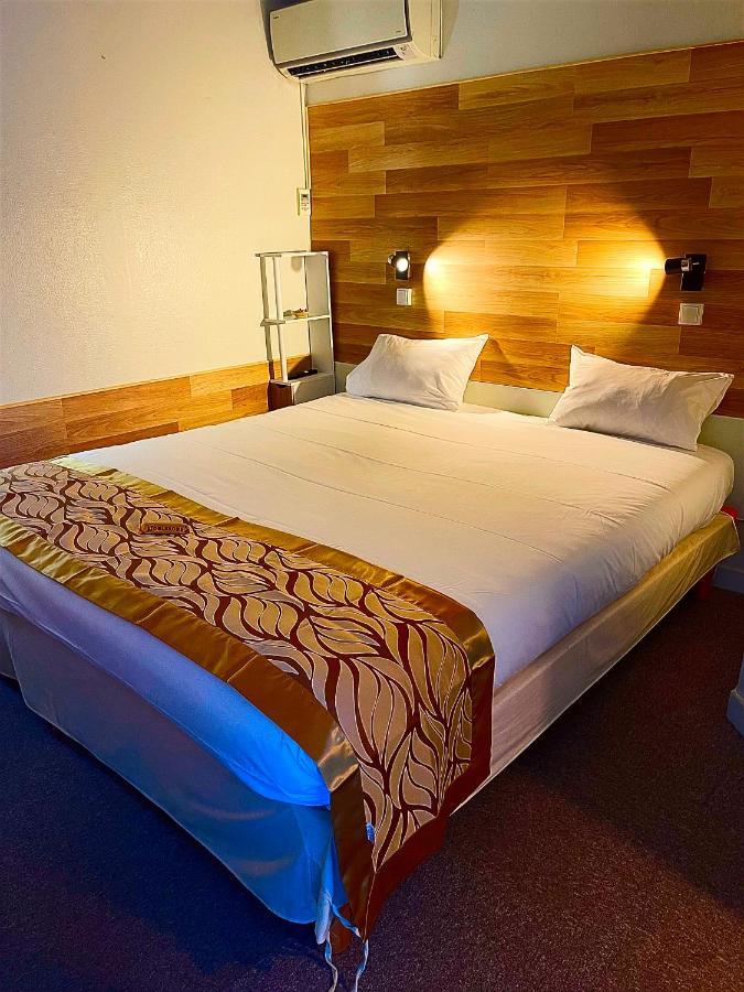 Hotel California Mauguio Eksteriør billede